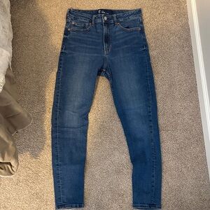 GAP Women's Dark Blue Skinny Jeans